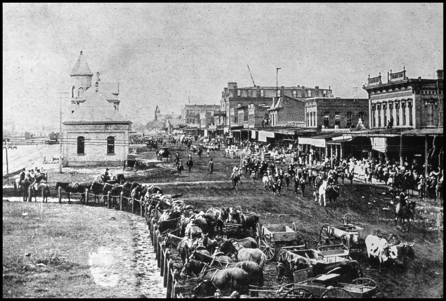 Life in Palestine, TX